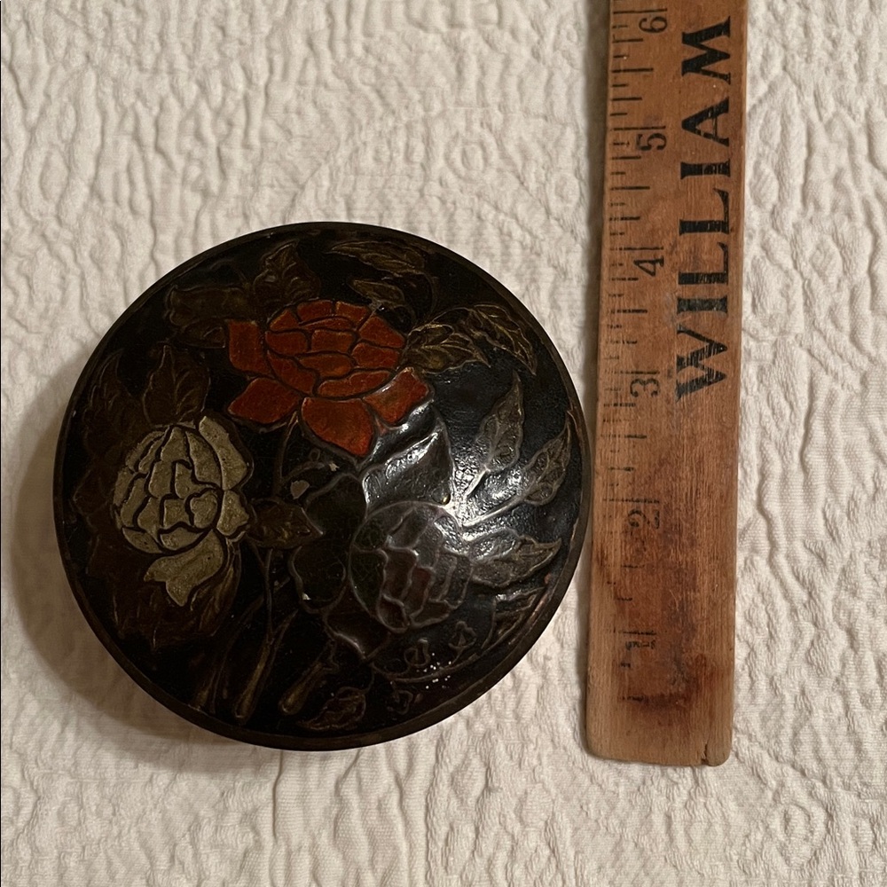 Floral Decorative Round Brass box